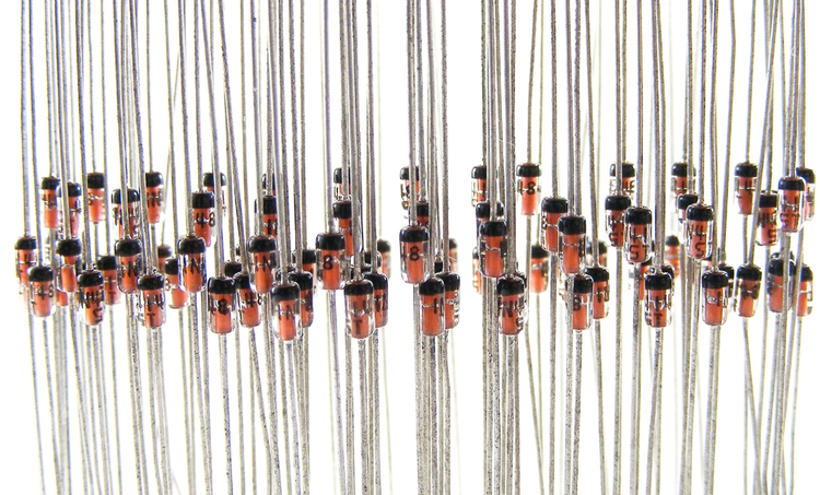 Mô hình tín hiệu nhỏ cho một diode trong mạch DC và AC